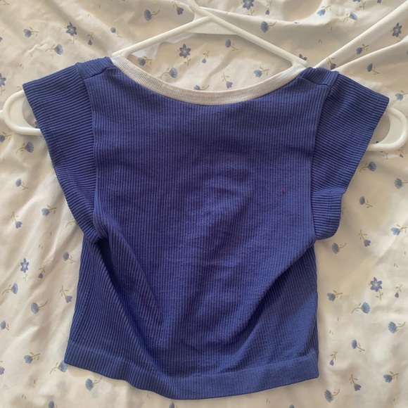 Urban Outfitters Seamless Top - Picture 2 of 3